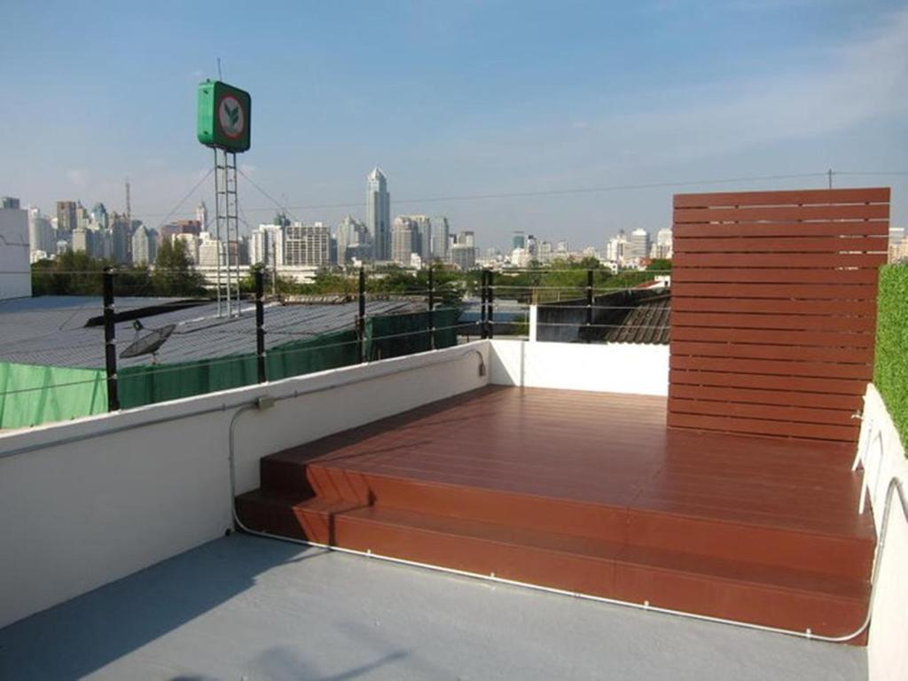 Jellybean Ezy Hostel Sathorn Bangkok Buitenkant foto