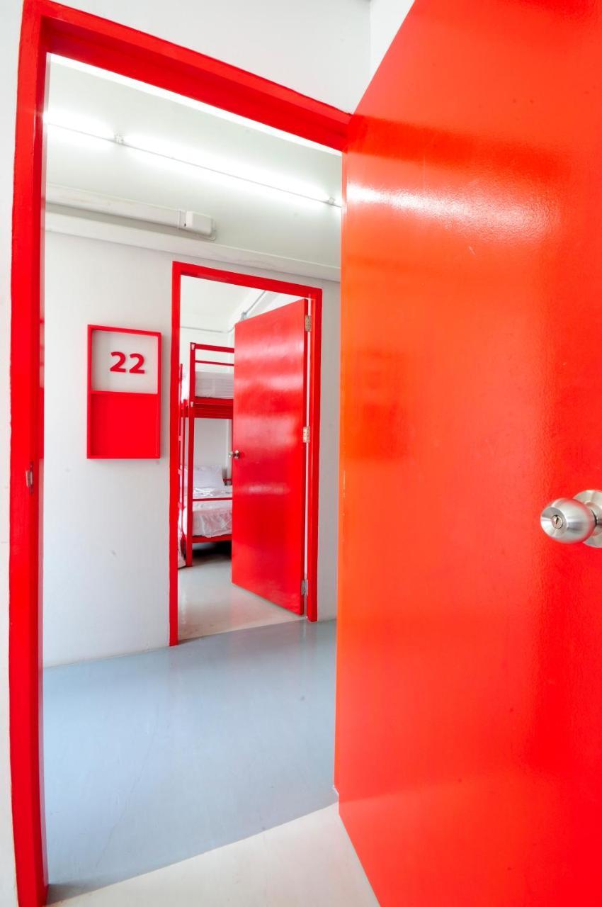 Jellybean Ezy Hostel Sathorn Bangkok Buitenkant foto