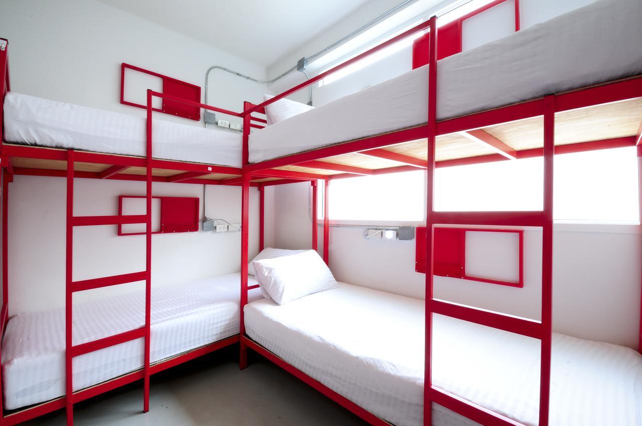 Jellybean Ezy Hostel Sathorn Bangkok Buitenkant foto