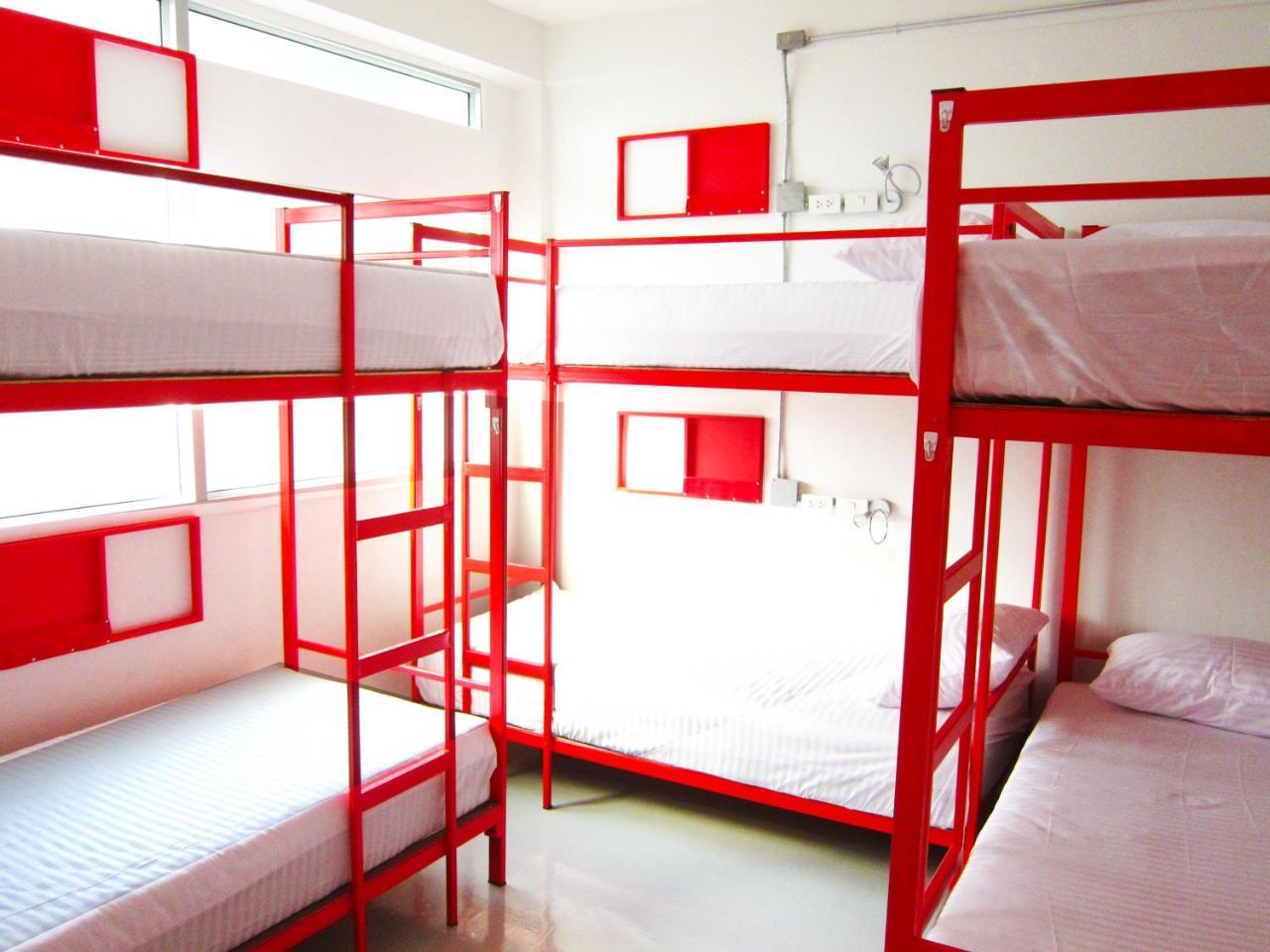 Jellybean Ezy Hostel Sathorn Bangkok Buitenkant foto